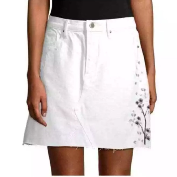 DRIFTWOOD Dresses & Skirts - Driftwood Stef Floral Embroidered White Denim Cotton Skirt Raw Hem Size 25